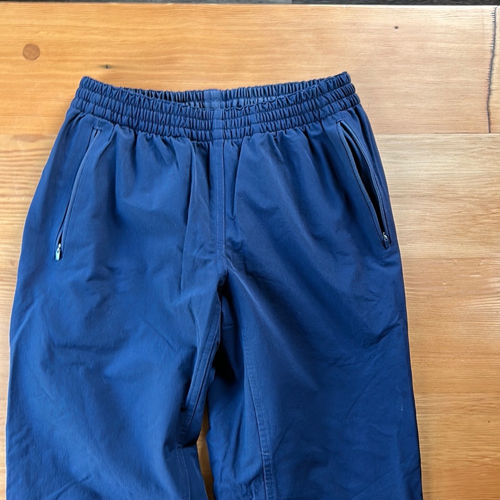 Outdoor Voices Zephyr pants, blue, xs, good condition, great for work